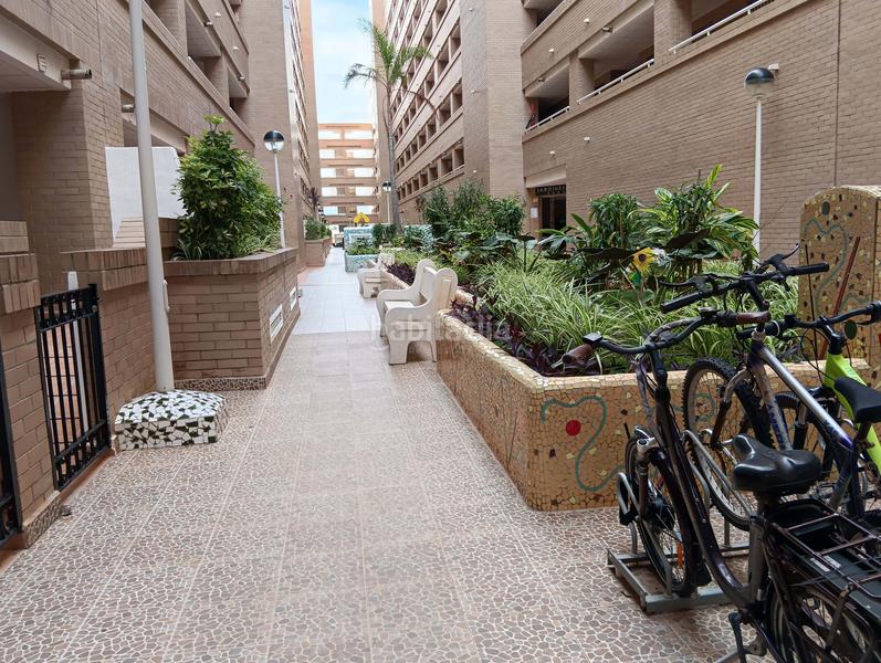 Foto fae96ddb-43ad-4ed6-8516-e965ac73f94f. Appartement dans avenida central 52 dans Jardines del Mar Oropesa del Mar