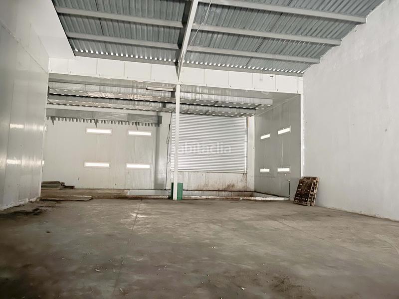 Foto 908e2cf0-d14e-41d0-9fb3-e3ff56ed28dd. Location local commercial dans calle colmenar s/n s/n dans Casabermeja