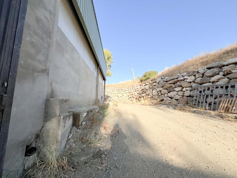 Foto ab96657d-7155-4aa4-a1f9-34ed1951fcda. Location local commercial dans calle colmenar s/n s/n dans Casabermeja