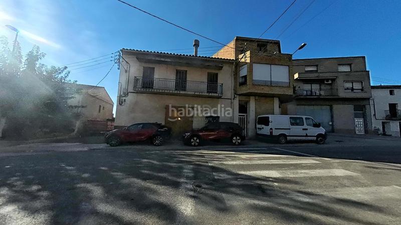 Foto 85c79dda-1674-4683-8e7c-710d5407b129. Édifice dans Alfés