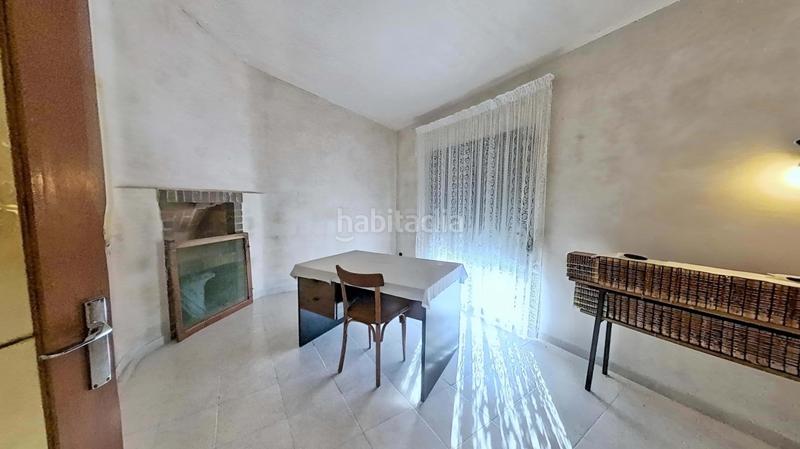 Foto 49c24673-13d0-4863-a8ca-3cdbe4cadcf0. Edificio en Alfés