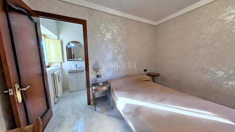 Foto e97fa40e-2bdc-44e3-958e-f4bc0d9cdce2. Edificio en Alfés