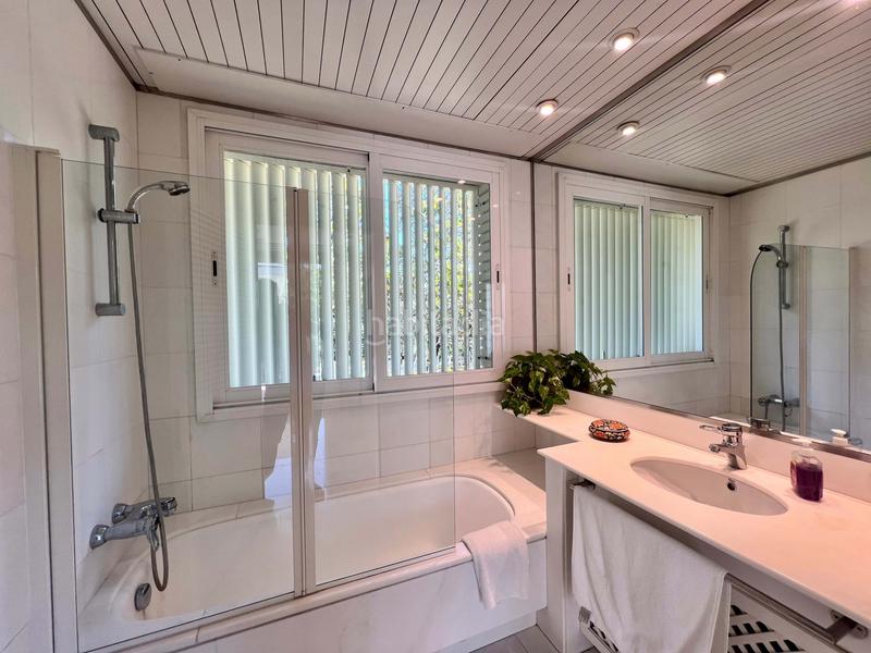 Foto f028e4c6-1d5d-43df-a79b-0f343f23fbd2. Casa amb calefacció aparcament piscina a Supermaresme Sant Vicenç de Montalt