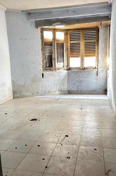 Foto a5f46306-30f5-4513-8942-28467152eeb1. Edificio in calle pérez galdós 32 in Crucero León