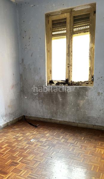 Foto ba847004-46bb-4941-bb1f-f4ecc0fbda1e. Edifici a Crucero León