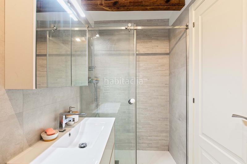 Foto 138b49b1-51a3-4402-84bd-d75eb313b042. Appartement avec chauffage dans Raval Barcelona