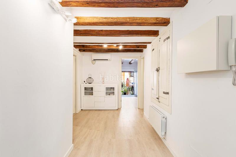 Foto 3eed1984-86fe-4765-8cac-cc8bca4e07da. Piso en Raval Barcelona