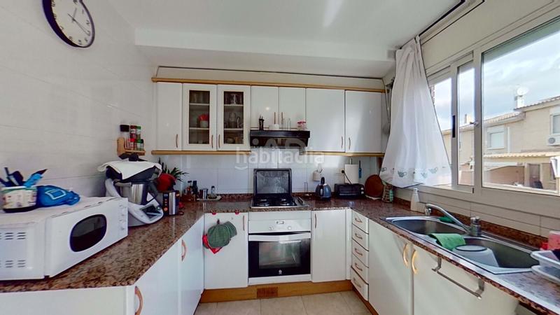 Foto e9b520cc-87a0-455a-8571-3a0513a30fbf. Casa con piscina in Els Munts Torredembarra