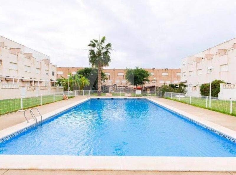 Foto d708ee4c-5788-4913-aa6c-ce13e17941a4. Casa aparellada amb calefacció piscina a Pueblo Español-Coveta Fumá Campello (el)