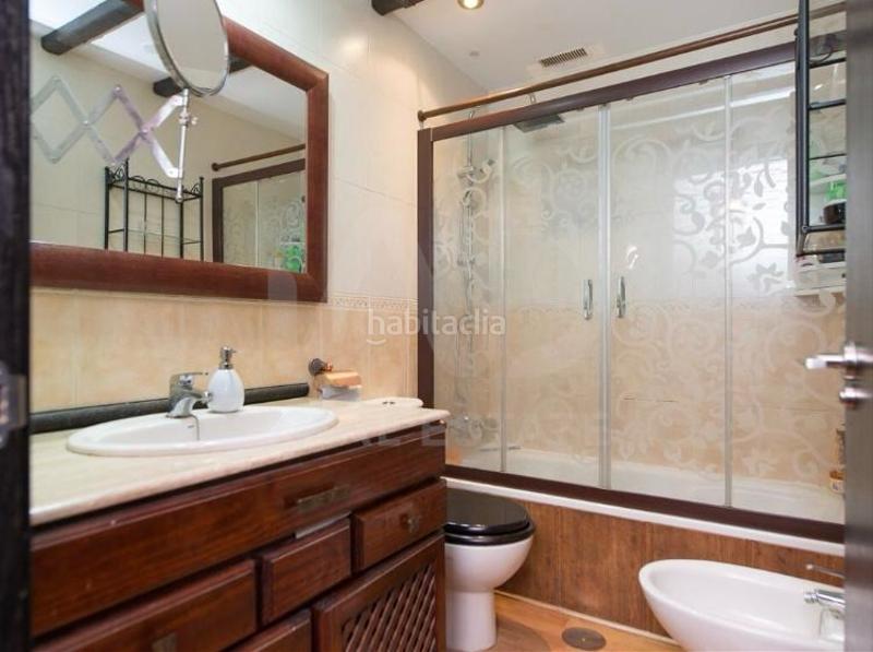 Foto e27933b0-7cd2-435c-89a0-92beffb5ed67. Casa bifamiliare con riscaldamento piscina in Pueblo Español-Coveta Fumá Campello (el)