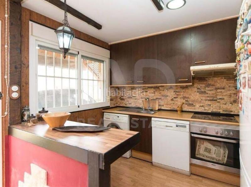 Foto 2663abf9-ffcd-44ea-a635-a1cca5baefd3. Casa pareada en Pueblo Español-Coveta Fumá Campello (el)