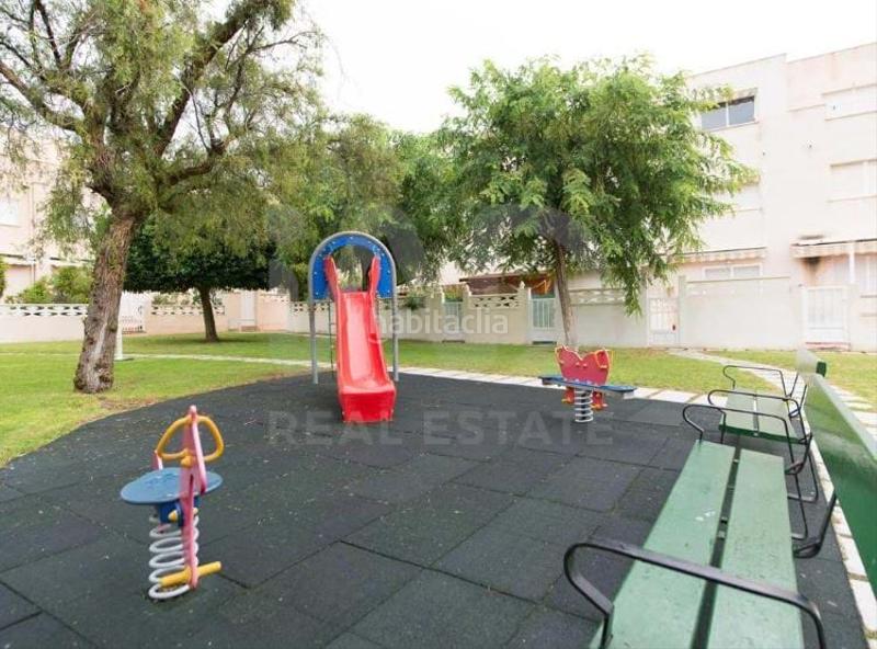 Foto 9c2a6aba-884f-440d-908d-e323c97c784c. Casa pareada en Pueblo Español-Coveta Fumá Campello (el)