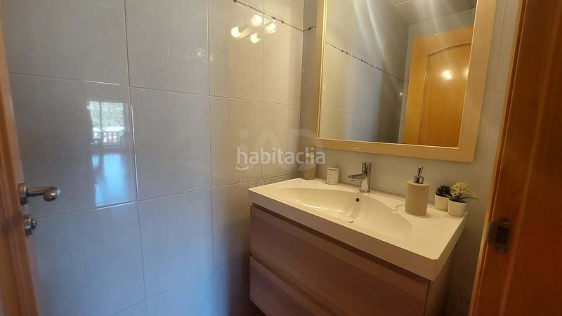 Foto 909c0751-bbb3-496d-bcab-119b925cd30b. Casa aparellada amb calefacció aparcament a Segur de Calafell nucli urbà Segur de Calafell