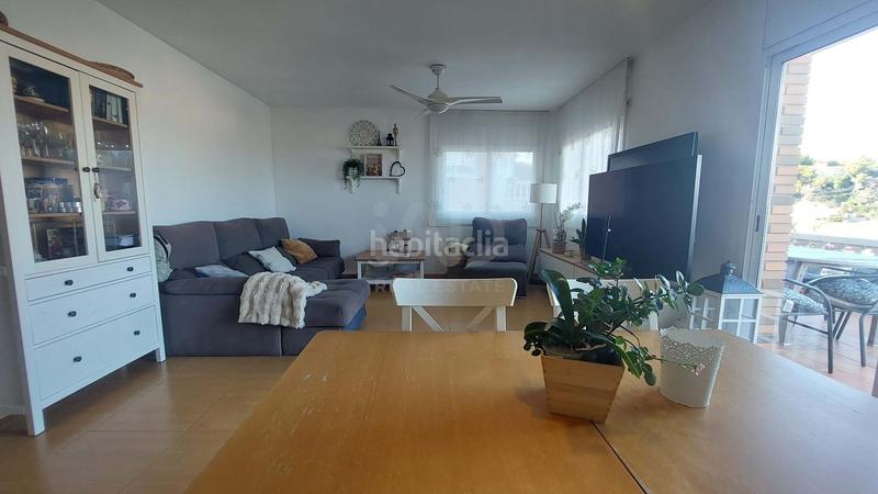 Foto f2001ac3-f8b5-46ae-b2dc-8e2c99b1c507. Casa bifamiliare con riscaldamento parcheggio in Segur de Calafell nucli urbà Segur de Calafell