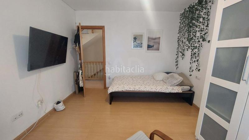 Foto f08f37e5-5f46-4279-8f2a-0d329886daf5. Casa pareada en Segur de Calafell nucli urbà Segur de Calafell