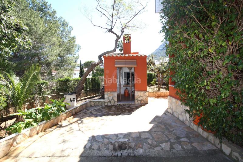 Foto d4b3bf5f-22f6-4949-95a9-59e6747a3e42. Casa amb calefacció aparcament a Centro Urbano Dénia