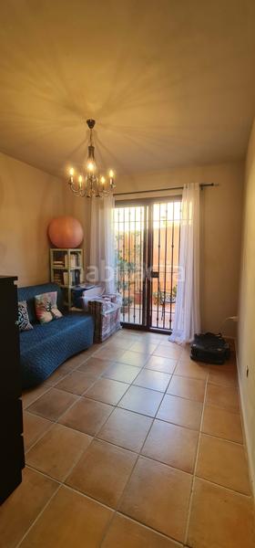 Foto aeb4f337-e20f-452c-b434-4f0f70226ba4. Flat with heating pool in Calahonda Mijas