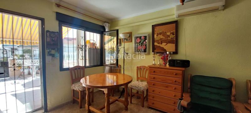 Foto 43eb5565-f7a2-4d10-a38d-eaf560e2a13f. House with heating parking in Zona Carrefour - Urbanizaciones Torrevieja