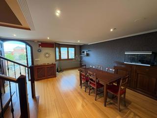 Casa bifamiliare in Sariegos