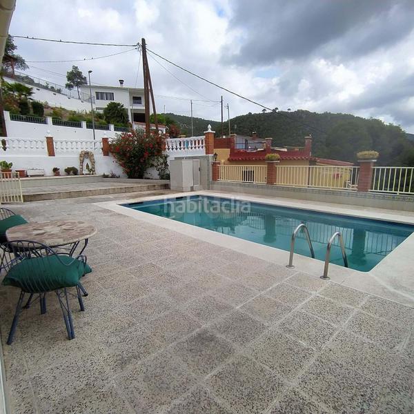 Foto 0581eb34-1dff-4c8d-b340-723fe619f7e3. House with parking pool in Font-rubí