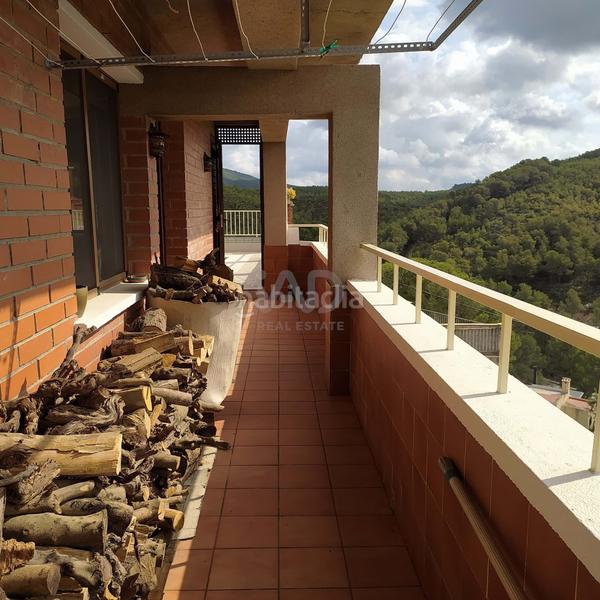 Foto b2751fab-591b-43b8-b2a7-ddd02459b359. House with parking pool in Font-rubí