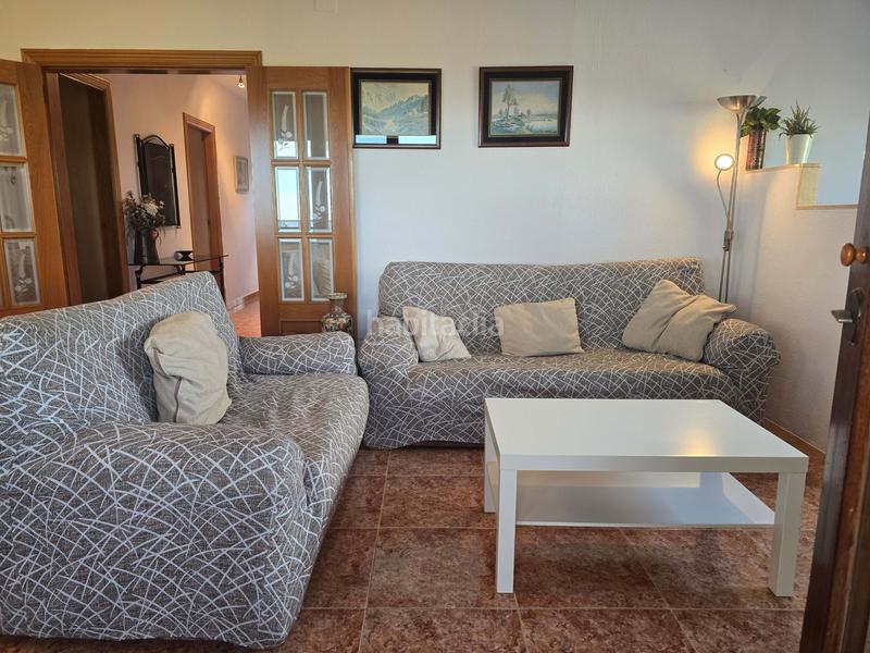 Foto bf9076ca-9a74-41e4-b2f7-92379bed7658. House with parking pool in Font-rubí