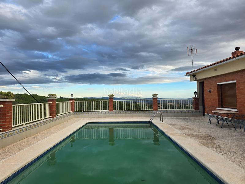 Foto c3e2371f-e3eb-48a5-b7a6-5082cd026193. House with parking pool in Font-rubí