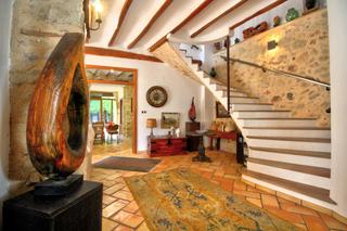 Gebäude in Atzúbia (L´)