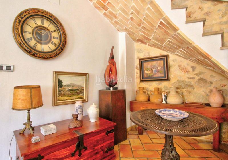 Foto 11f511d0-ced1-40bd-b6fc-ea1351c0f29e. Gebäude in Atzúbia (L´)