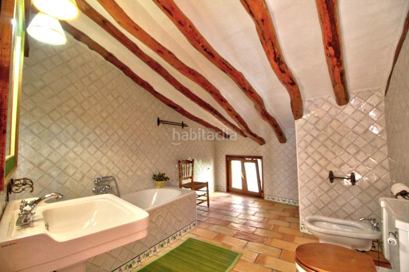 Foto 8b1e884b-214a-4e5f-8cac-14519d5203ed. Gebäude in Atzúbia (L´)