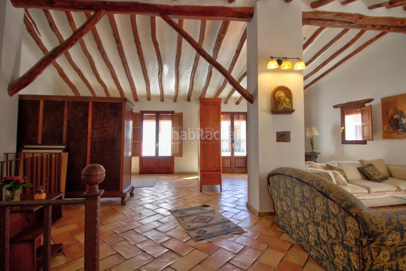 Foto accea8fd-1edd-4140-9b20-45405ba99dff. Gebäude in Atzúbia (L´)