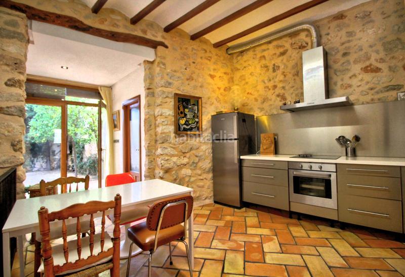 Foto c9c4ba2c-048a-429f-84e4-89ede195e1cc. Gebäude in Atzúbia (L´)