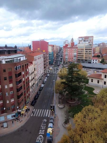 Foto ddf80074-169c-4ebc-b9d5-74f3d0a76c1b. Flat with heating in Centro Ciudad León