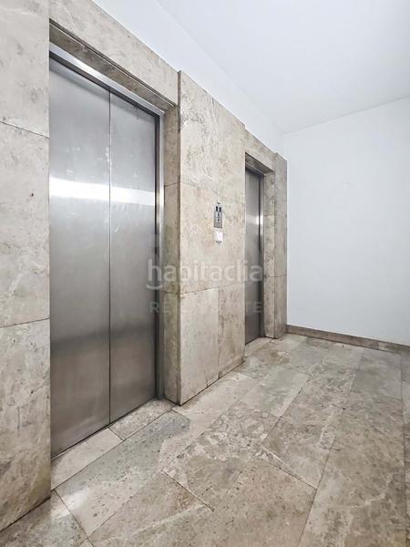 Foto 44a1e22d-0ad8-4e9e-82bc-151a3621ceaa. Aparcament cotxe a Sant Francesc Valencia