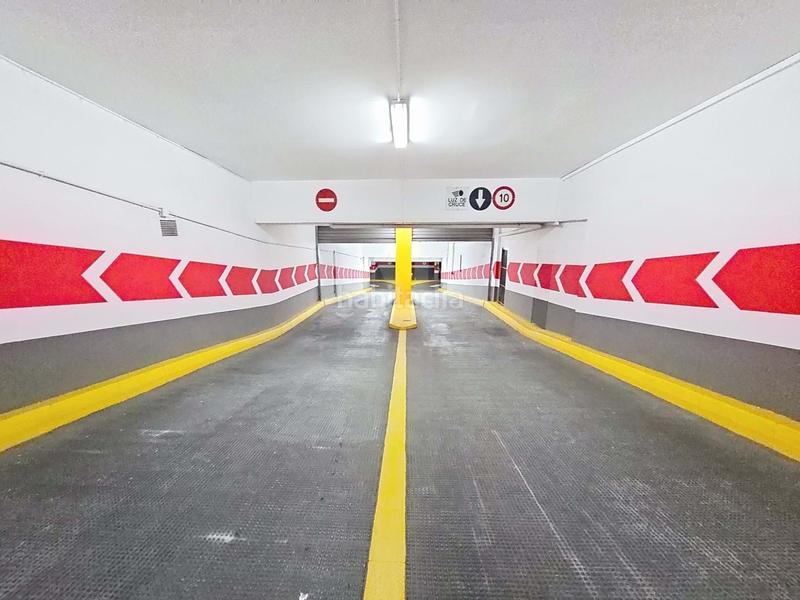 Foto 1f866b27-78aa-46f4-bd94-33e196c6fcbb. Parking coche en Sant Francesc Valencia