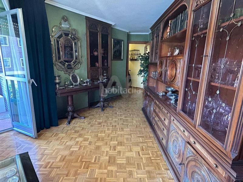 Foto f7625b81-f93d-4bbe-a7d5-611fce7ab047. Piso en Centro Ciudad León