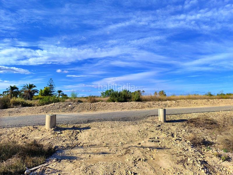 Foto b86badd0-8f39-4ad8-8ef3-cc034d32e724. Terrain résidentiel dans lugar baya alta dans Las Bayas Elche / Elx