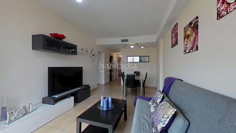 Foto d6eeada8-bc68-4158-b269-dbe32c4d9657. Appartamento con riscaldamento parcheggio piscina in Miami Platja