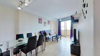 Etagenwohnung in Passeig Marítim