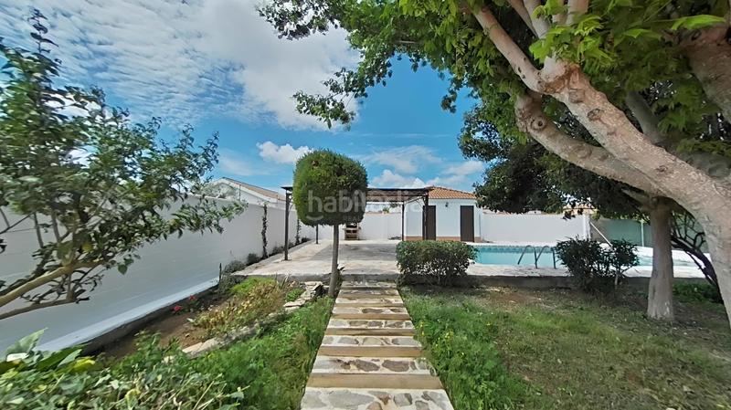 Foto 28b9daa1-aff8-45eb-8632-15215f7db844. Casa con piscina in Los Franceses - La Vega Chiclana de la Frontera