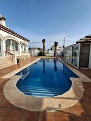 Chalet à Carrer De Santiago Rusiñol 13