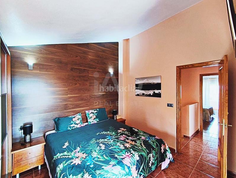 Foto 1cdfdc5e-4c7e-43e0-83e9-96bee9c85643. Chalet with parking pool in Centro Mutxamel