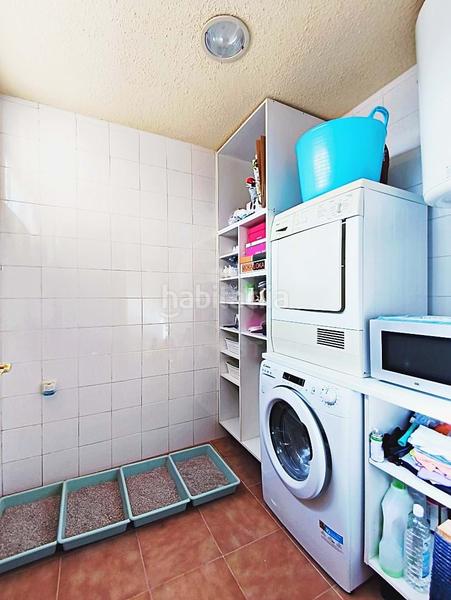 Foto d0ac3066-da3b-4d7a-b7fd-0ce5bab77712. Chalet with parking pool in Centro Mutxamel