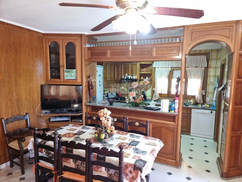 Foto 420bc38f-9091-432f-9133-1a512b32ace9. Casa con piscina in Sax