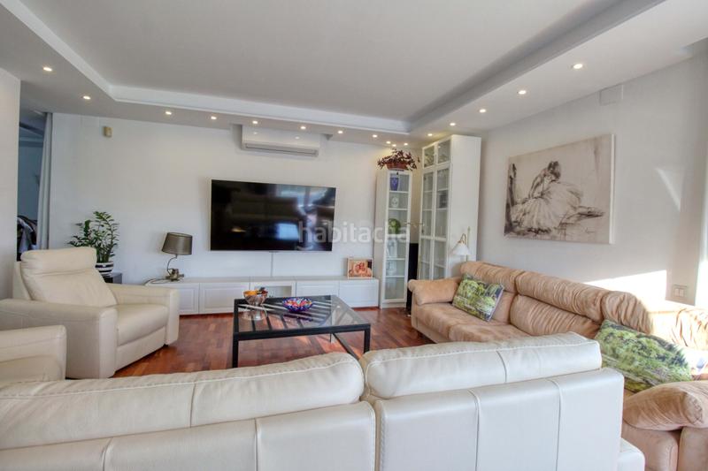 Foto 05980980-276b-4b30-b44d-67c8b2cc21d0. House with heating parking pool in Palau Girona