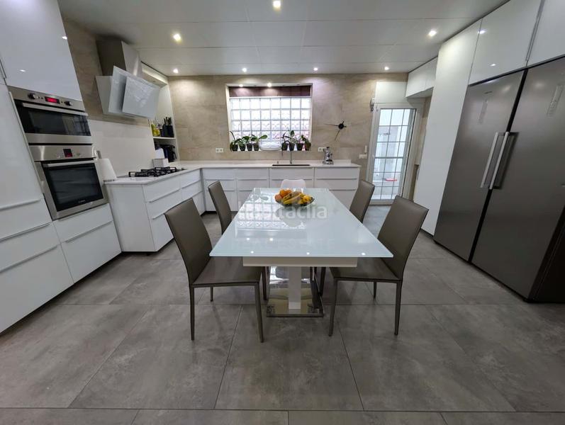 Foto 4899ff92-45c7-4c61-bcbc-a0a99108bbed. Maison avec chauffage parking piscine dans Palau Girona