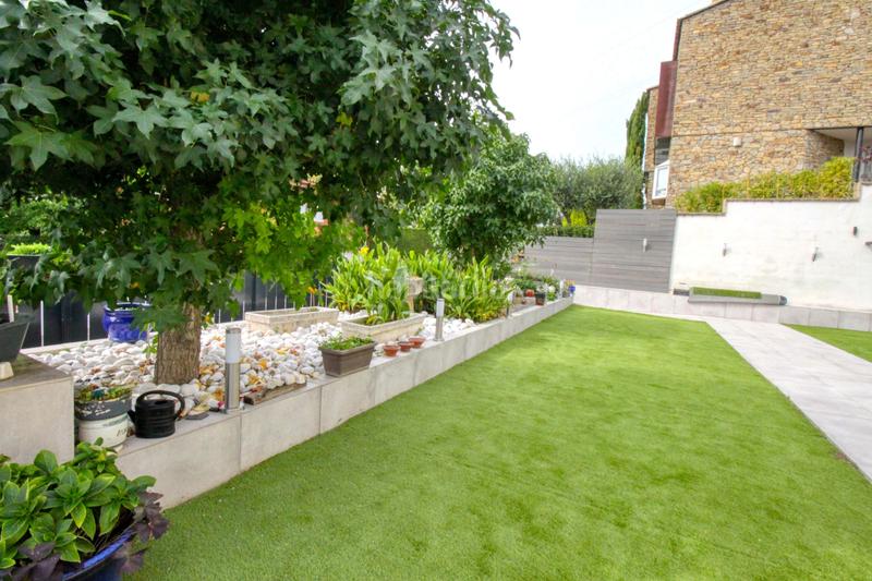 Foto afff1080-af68-47d8-a4a2-dff443c5e217. Maison avec chauffage parking piscine dans Palau Girona