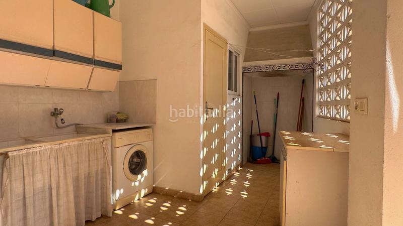 Foto 202e9682-7ccc-4849-9d30-a237c02cfd55. Edificio en Carcaixent