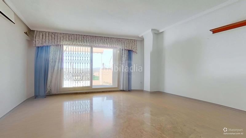 Foto ae5ba03b-d61f-4705-a594-93b9fb1593b8. Penthouse with parking in Centre Vendrell (El)