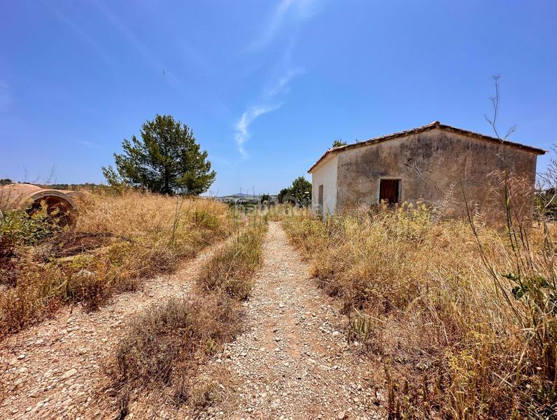 Foto 7637dc4d-7427-4f8f-87b2-4cc72a2bb226. Rural plot in Polop